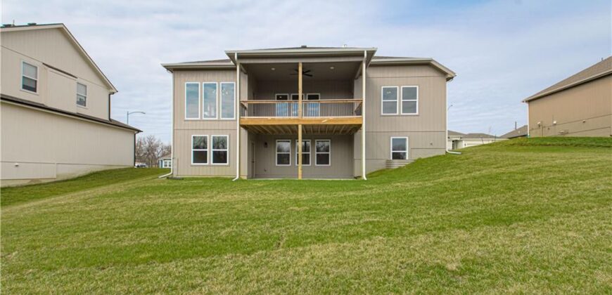 1059 Fir Lane, Liberty, MO 64068