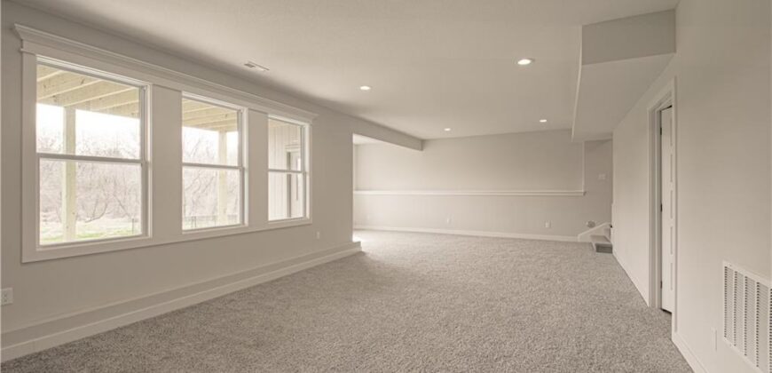 1059 Fir Lane, Liberty, MO 64068