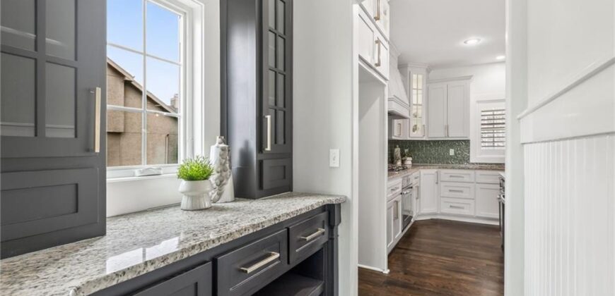 2827 NE 102nd Terrace, Kansas City, MO 64155