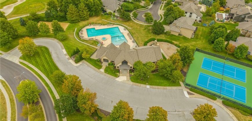 2827 NE 102nd Terrace, Kansas City, MO 64155