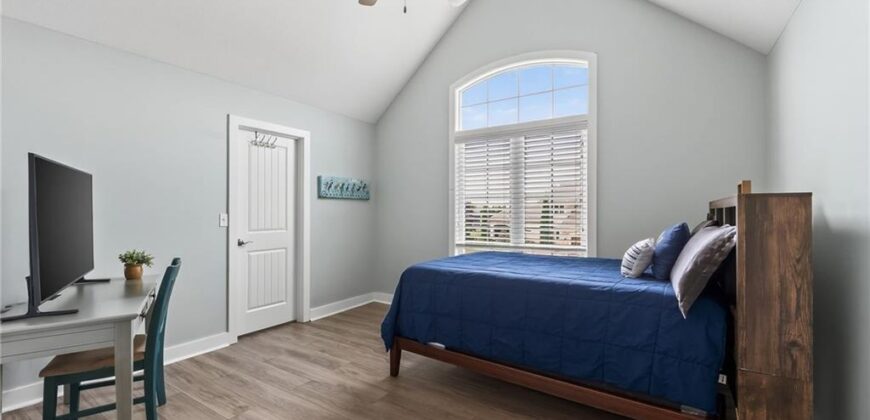 2827 NE 102nd Terrace, Kansas City, MO 64155