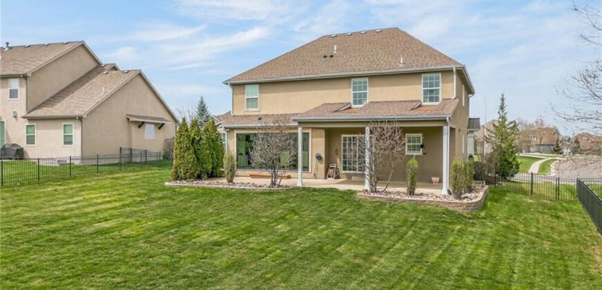 2827 NE 102nd Terrace, Kansas City, MO 64155