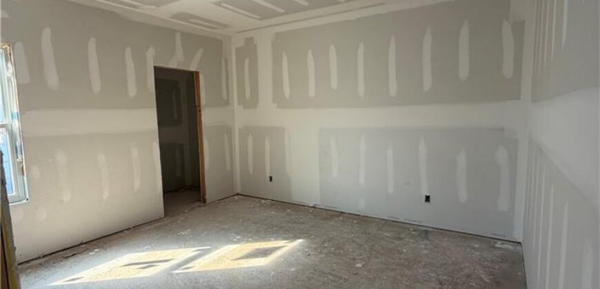 2304 Foxtail Drive, Kearney, MO 64060