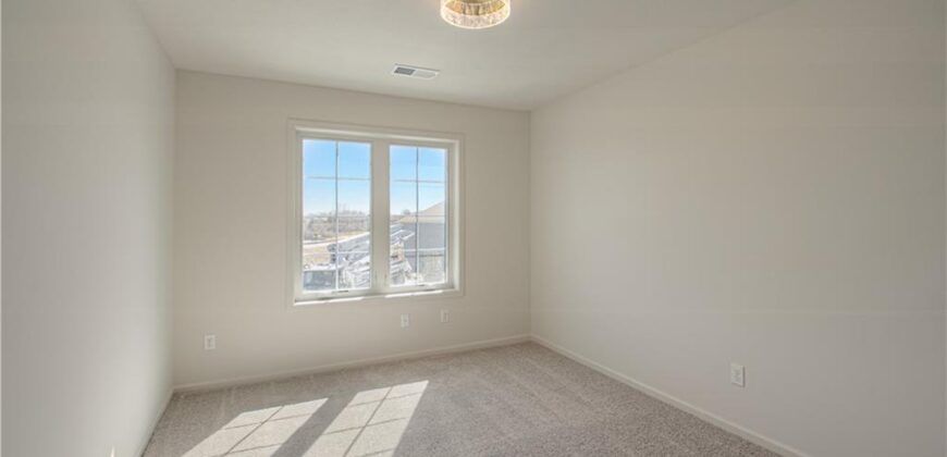 2306 Foxtail Drive, Kearney, MO 64060
