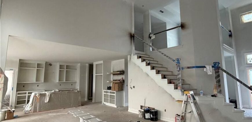 2306 Foxtail Drive, Kearney, MO 64060