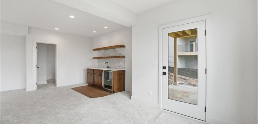 10411 N Liberty Street, Kansas City, MO 64155