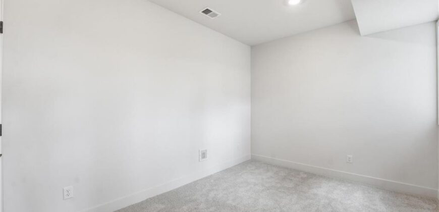 10411 N Liberty Street, Kansas City, MO 64155