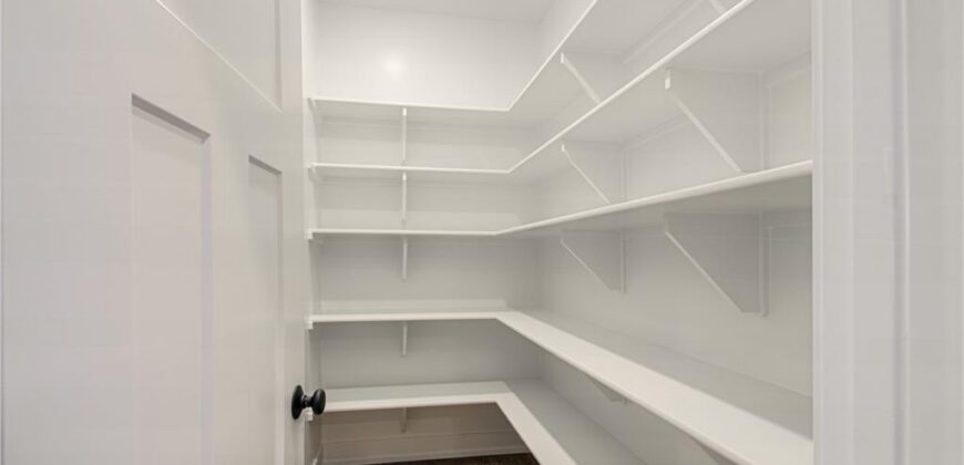 2316 Larkspur Lane, Kearney, MO 64060