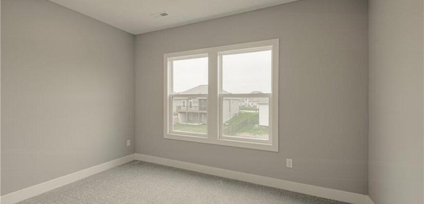 2316 Larkspur Lane, Kearney, MO 64060