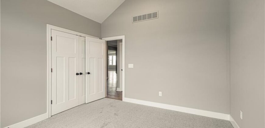 2316 Larkspur Lane, Kearney, MO 64060