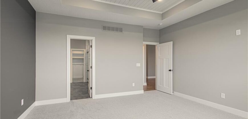 2316 Larkspur Lane, Kearney, MO 64060