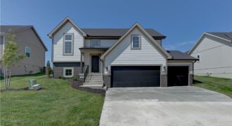 6410 NW 98th Street, Kansas City, MO 64153