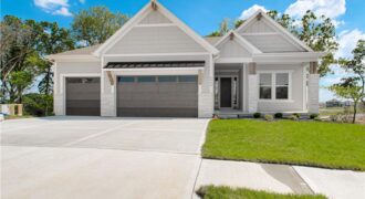 4800 NW Huonker Court, Riverside, MO 64150