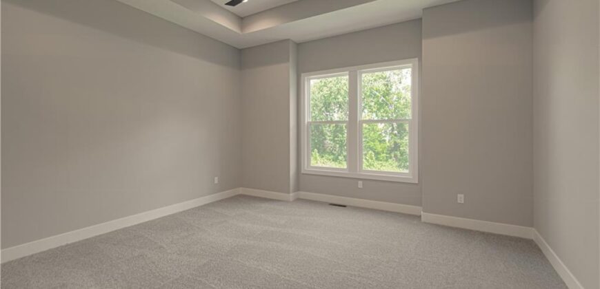 4855 NW Martin Street, Riverside, MO 64150