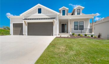 4855 NW Martin Street, Riverside, MO 64150