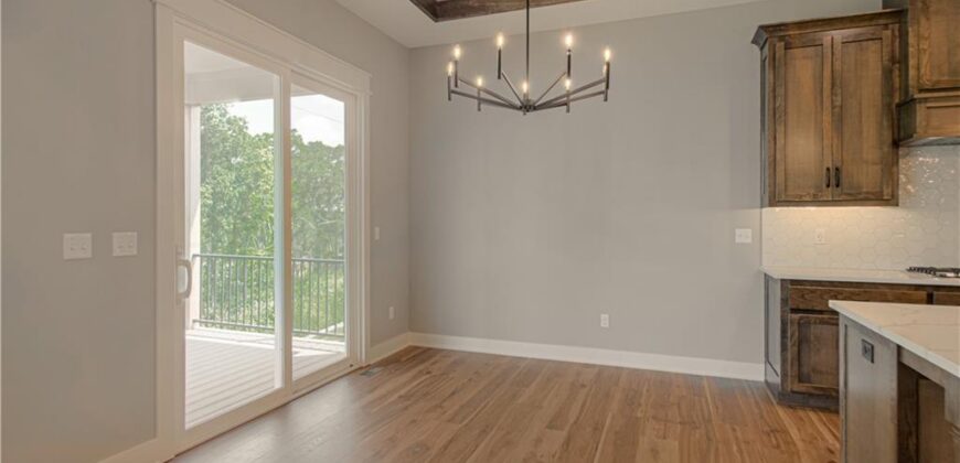 4855 NW Martin Street, Riverside, MO 64150