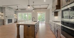 4855 NW Martin Street, Riverside, MO 64150