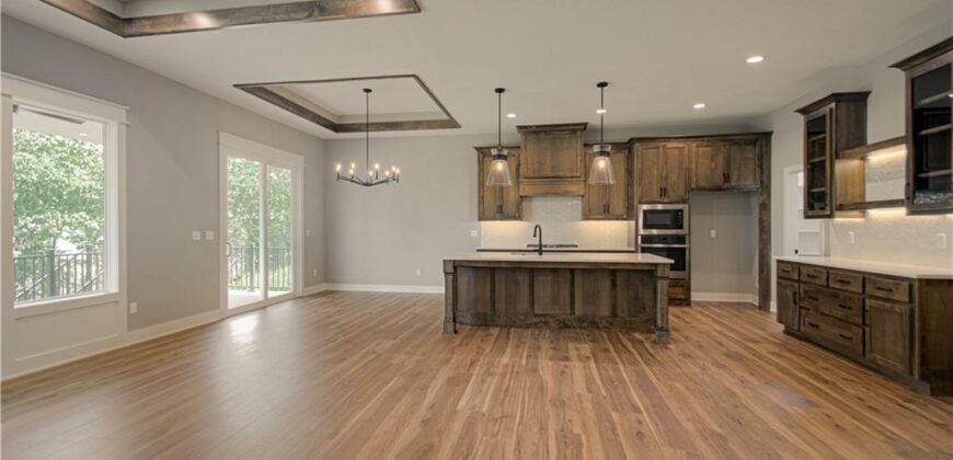 4855 NW Martin Street, Riverside, MO 64150