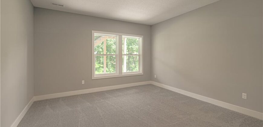 4855 NW Martin Street, Riverside, MO 64150