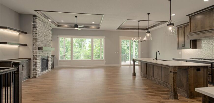 4855 NW Martin Street, Riverside, MO 64150
