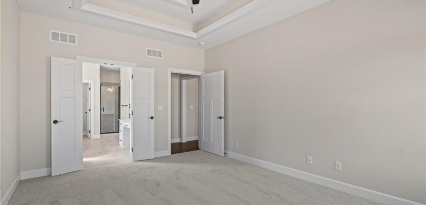 6934 NE 102nd Street, Kansas City, MO 64156