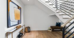 7470 NW Fawn Avenue, Parkville, MO 64152