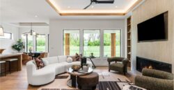 7470 NW Fawn Avenue, Parkville, MO 64152