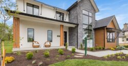 7470 NW Fawn Avenue, Parkville, MO 64152