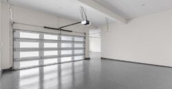7470 NW Fawn Avenue, Parkville, MO 64152