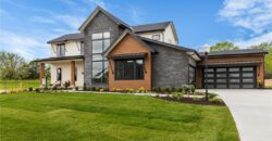 7470 NW Fawn Avenue, Parkville, MO 64152