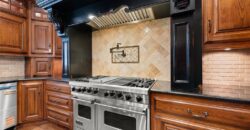 6930 NW WHITE PINE Circle, Parkville, MO 64152