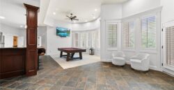 6930 NW WHITE PINE Circle, Parkville, MO 64152
