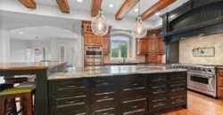 6930 NW WHITE PINE Circle, Parkville, MO 64152