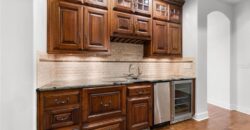 6930 NW WHITE PINE Circle, Parkville, MO 64152