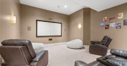 6930 NW WHITE PINE Circle, Parkville, MO 64152