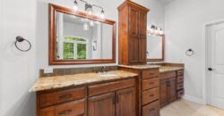6930 NW WHITE PINE Circle, Parkville, MO 64152