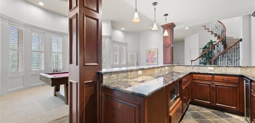 6930 NW WHITE PINE Circle, Parkville, MO 64152