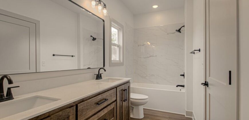 16810 NW 124th Street, Platte City, MO 64079