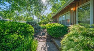 2101 NE 62nd Street, Kansas City, MO 64118