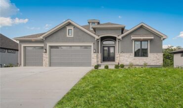 2339 Foxtail Drive, Kearney, MO 64060