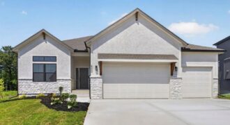 8222 NW 90th Terrace, Kansas City, MO 64153