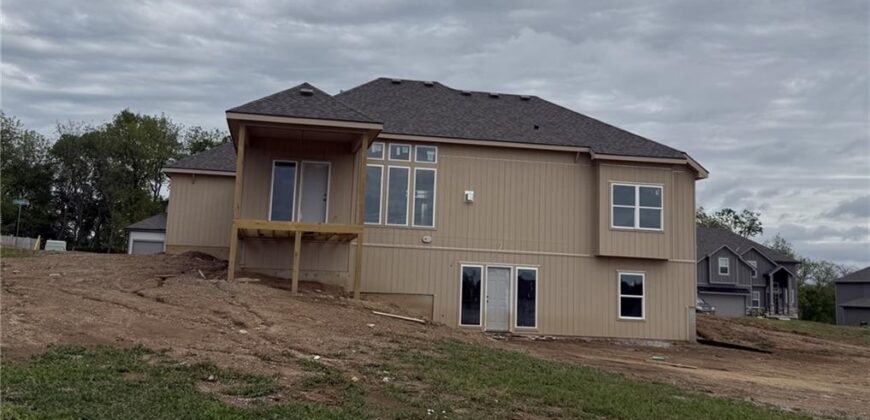 9022 N Colorado Avenue, Kansas City, MO 64156