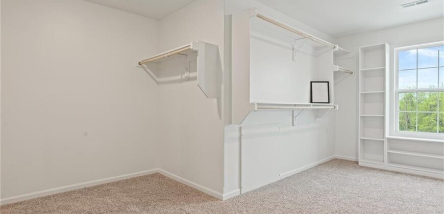 8969 NE 99th Street, Kansas City, MO 64157