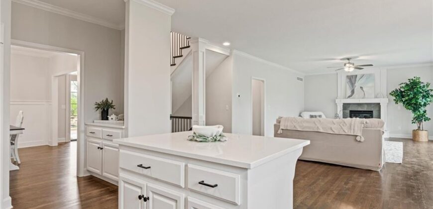8969 NE 99th Street, Kansas City, MO 64157