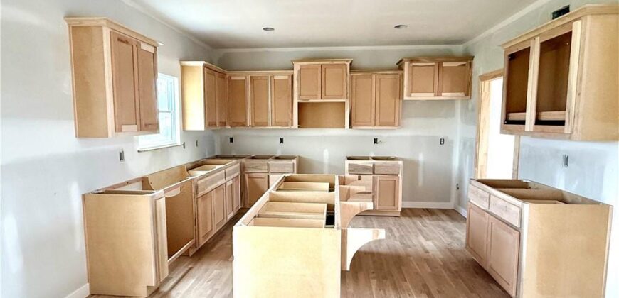 10153 N Brighton Avenue, Kansas City, MO 64156