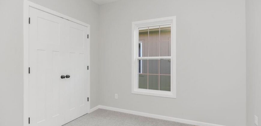 1600 Cottonwood Creek Avenue, Kearney, MO 64060