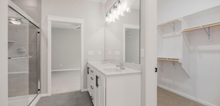 1600 Cottonwood Creek Avenue, Kearney, MO 64060