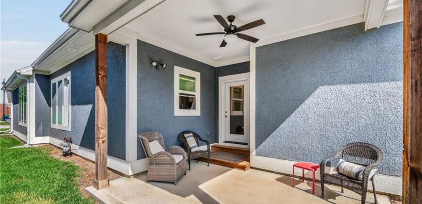 8125 N Farley Avenue, Kansas City, MO 64158