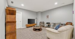 8125 N Farley Avenue, Kansas City, MO 64158