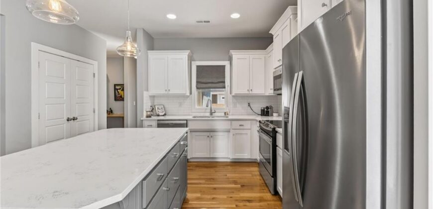 8125 N Farley Avenue, Kansas City, MO 64158